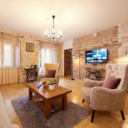 Apartment Capo Residence - Old Town - Parking تروغير المظهر الخارجي الصورة