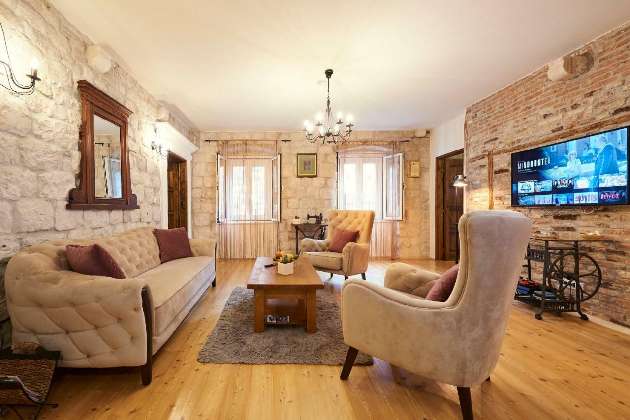 Apartment Capo Residence - Old Town - Parking تروغير المظهر الخارجي الصورة