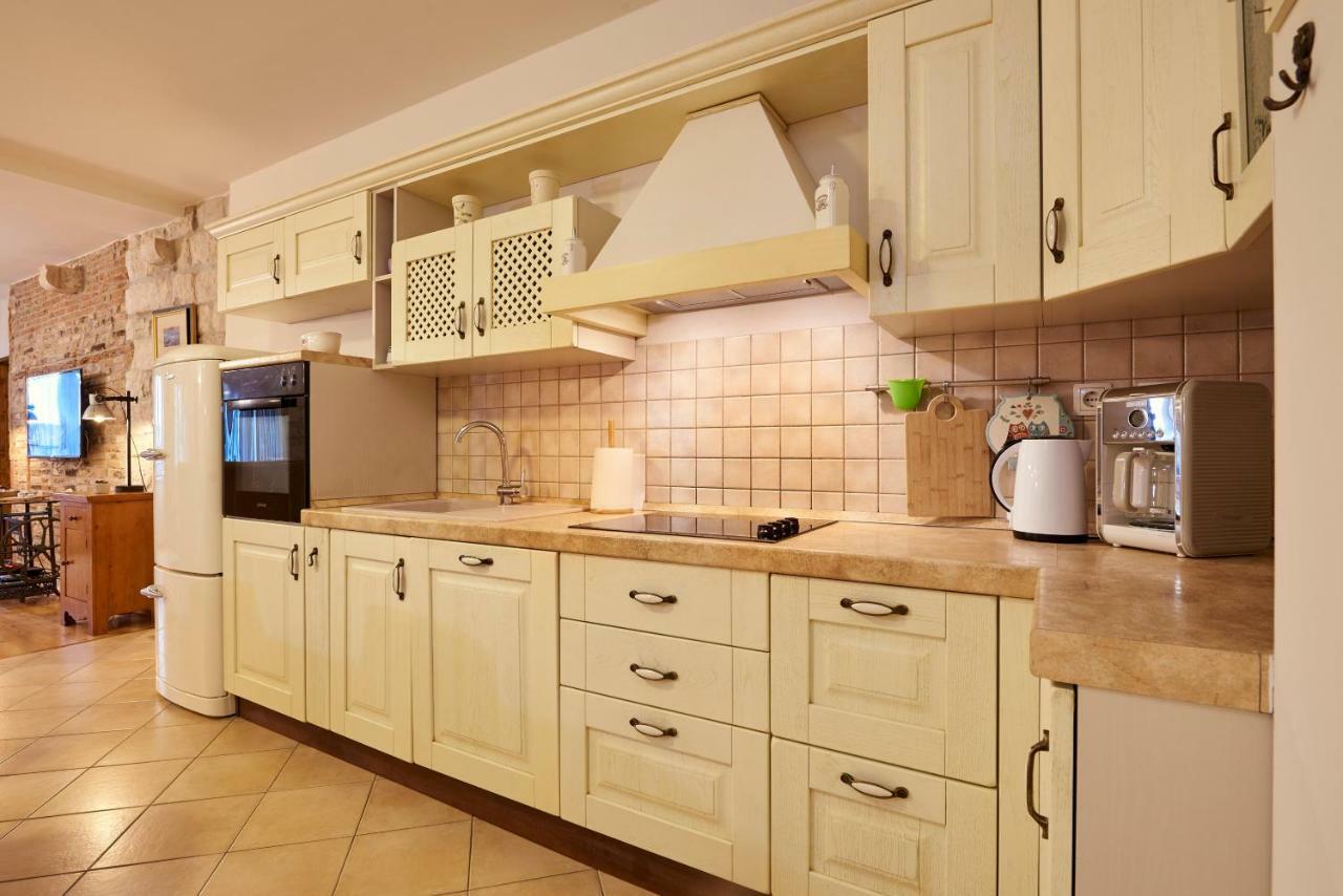 Apartment Capo Residence - Old Town - Parking تروغير المظهر الخارجي الصورة