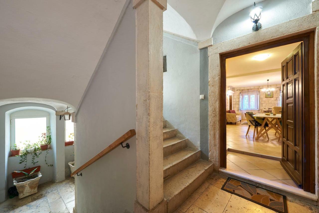 Apartment Capo Residence - Old Town - Parking تروغير المظهر الخارجي الصورة